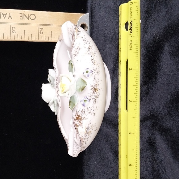 🤑🤑Vintage Lefton China cream and gold ladies ashtray - Picture 11 of 12